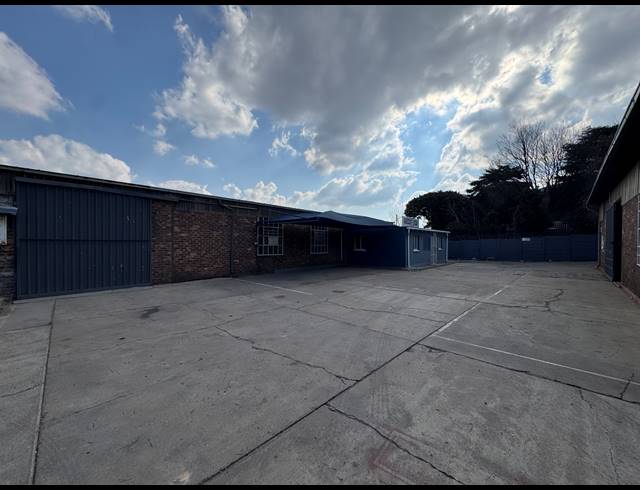 920M² WAREHOUSE TO LET IN TECHNIKON